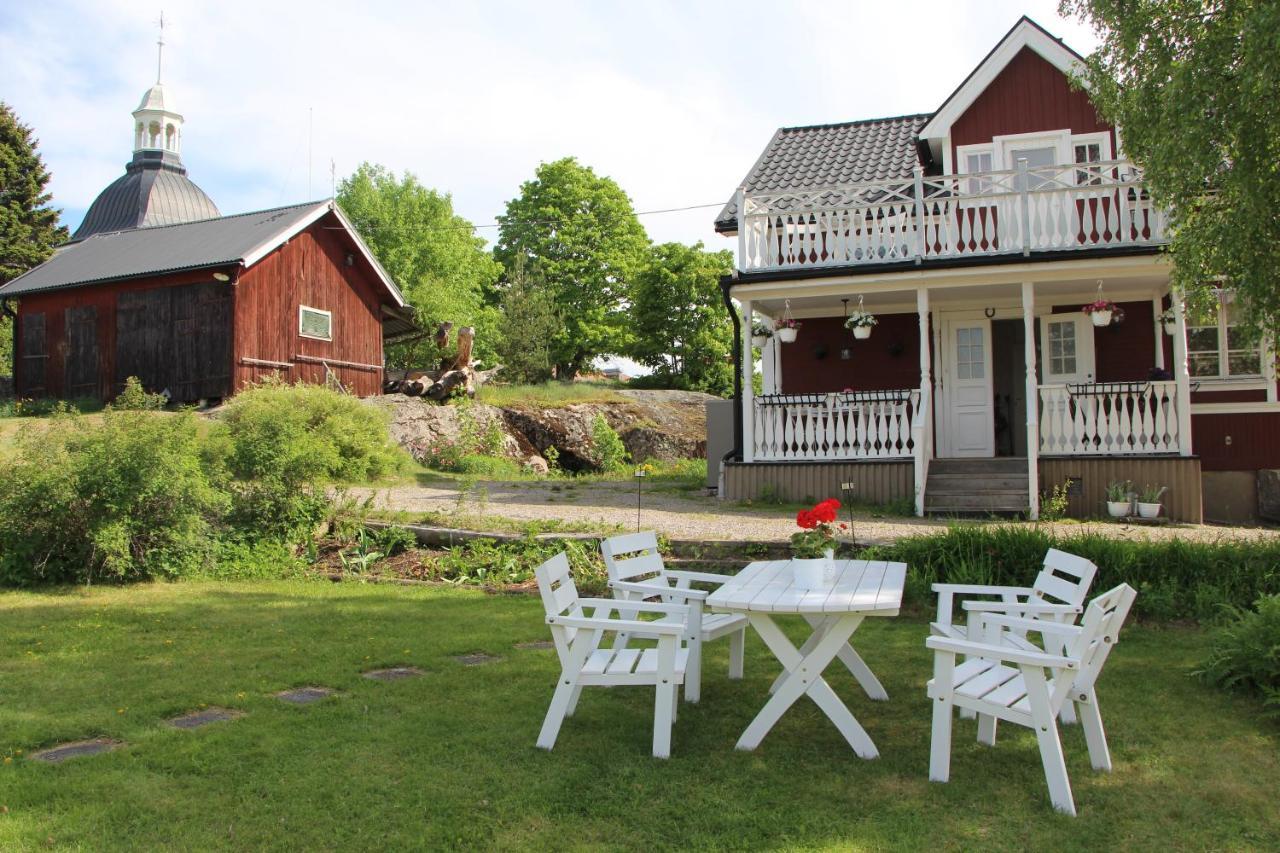 Hedesunda Bed & Breakfast Екстериор снимка