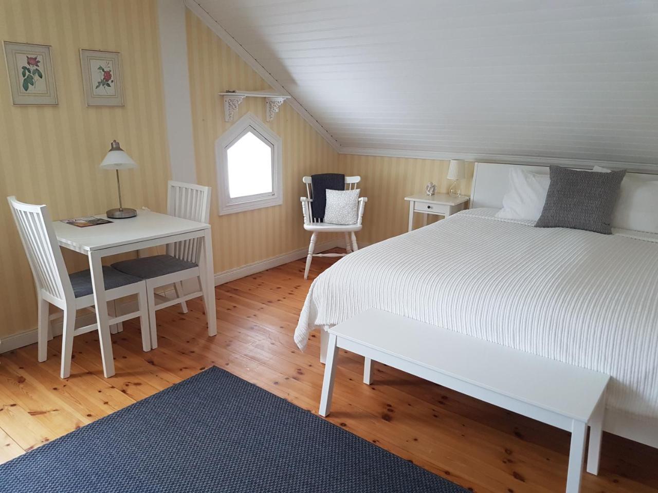 Hedesunda Bed & Breakfast Екстериор снимка